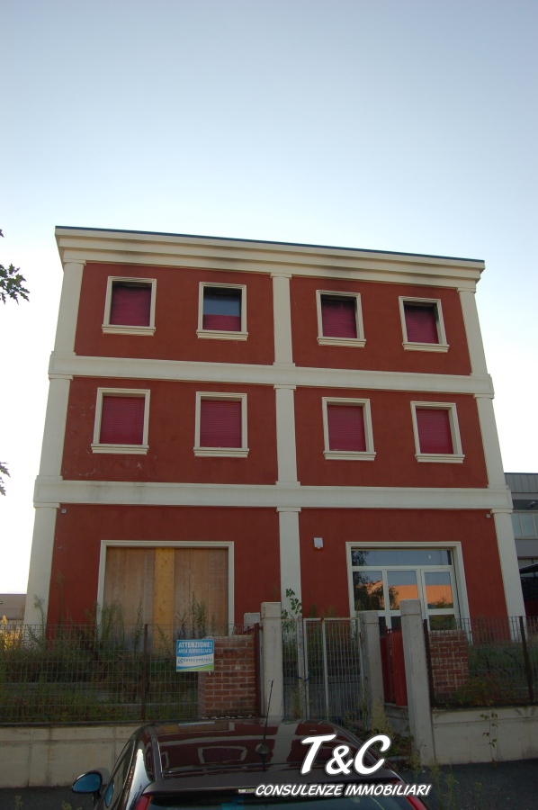 Attivita' Commerciale in Vendita