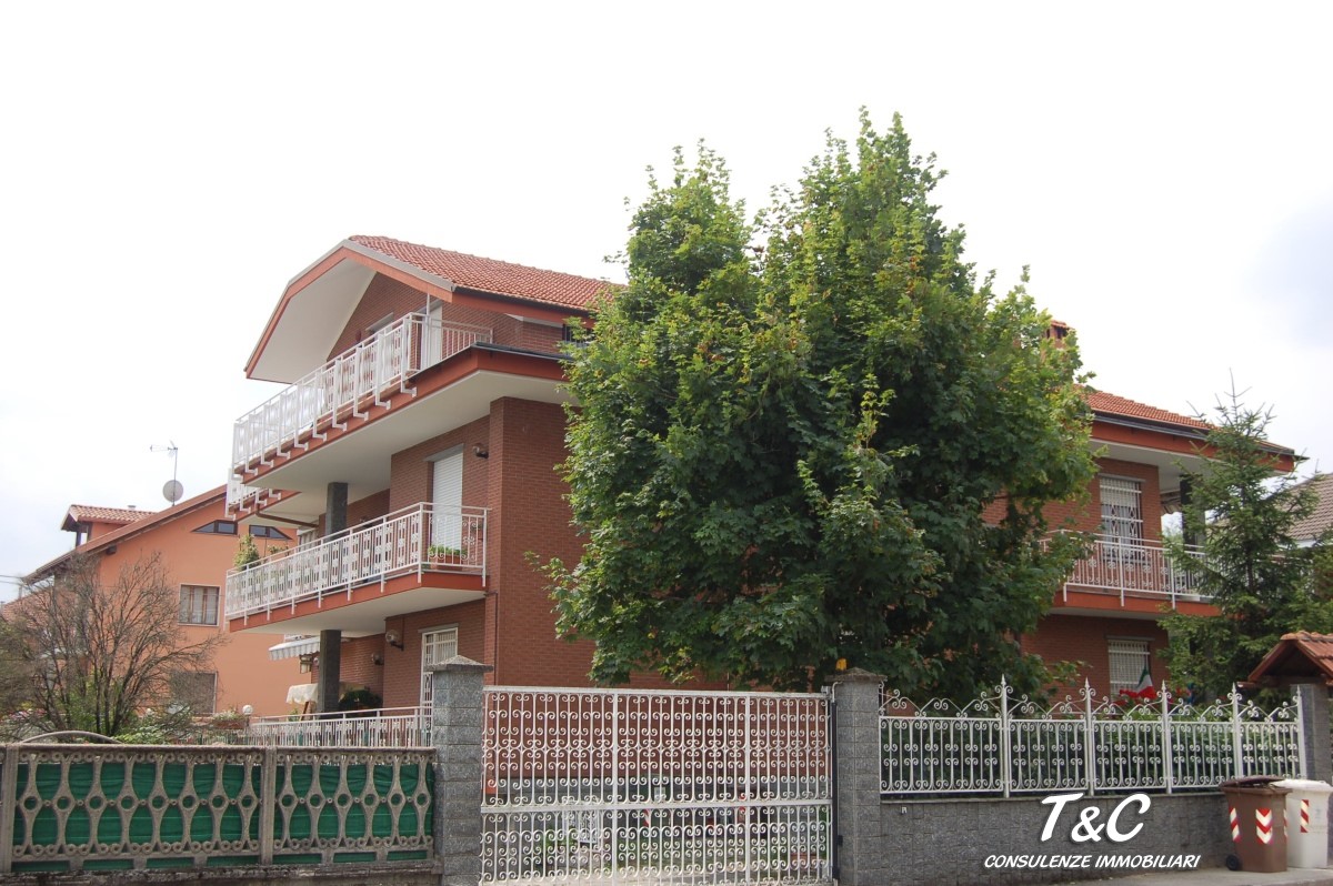 Appartamento PIANEZZA vendita  Pianezza  T and C Consulenze immobiliari