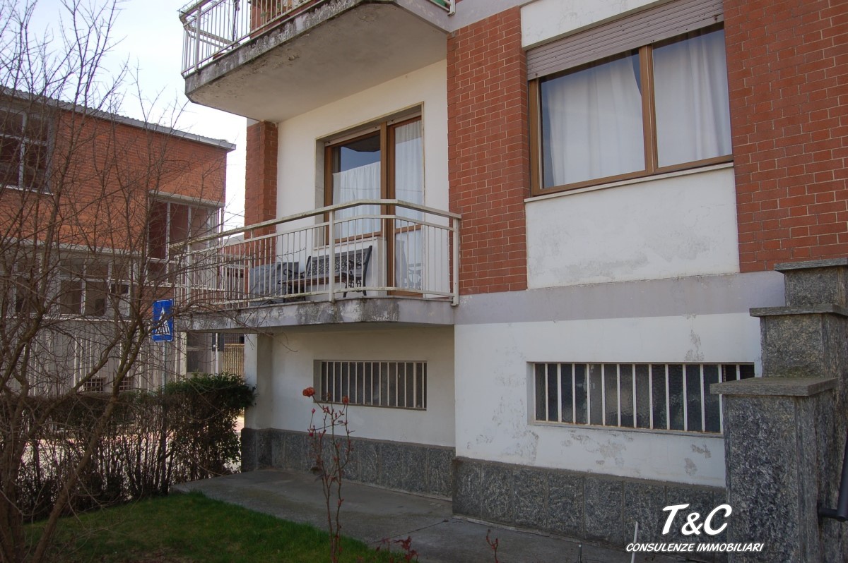 Appartamento CAMBIANO vendita  Cambiano  T and C Consulenze immobiliari
