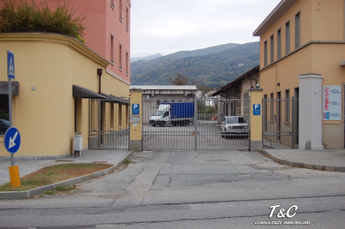 Attivita' Commerciale in Vendita